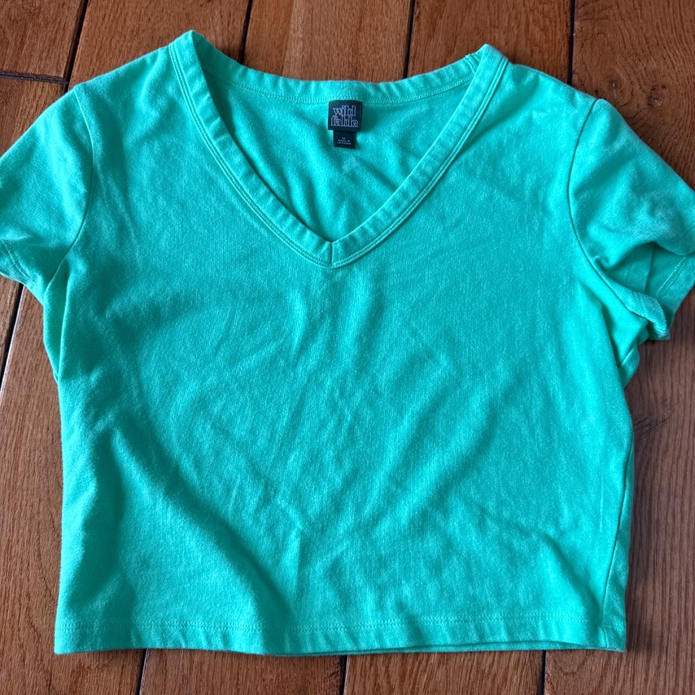 Aerie  size small biker shorts & crop top and wild fable T - Picture 2 of 4